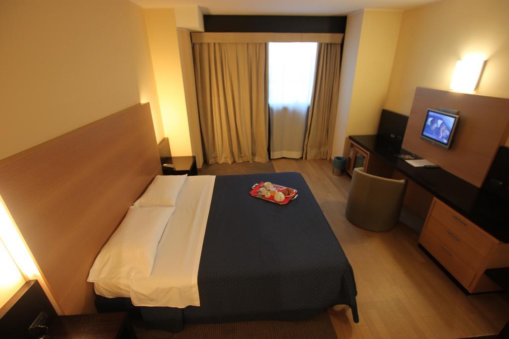 Golf Hotel Milano Opera Værelse billede