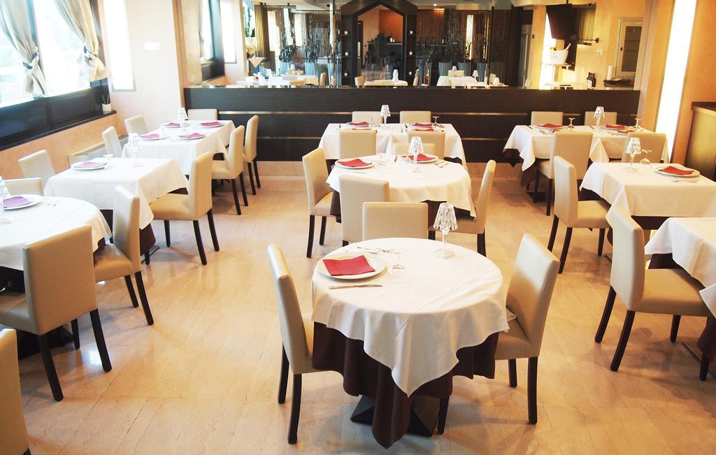Golf Hotel Milano Opera Eksteriør billede